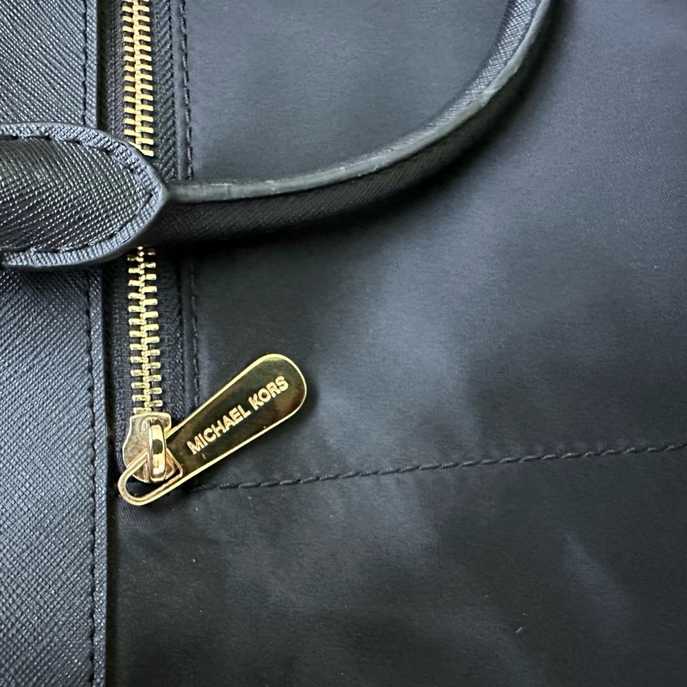 Michael Kors Tote - Picture 3 of 8